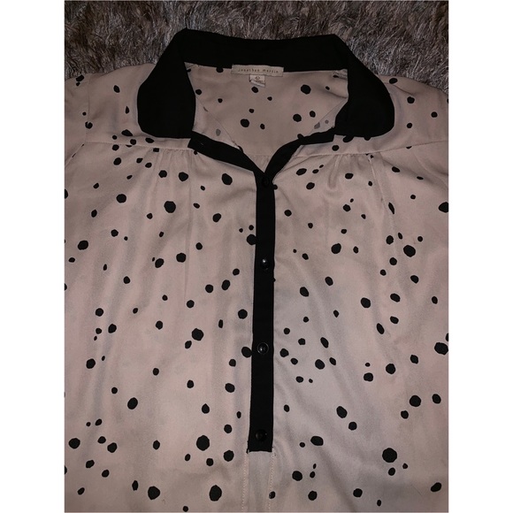 Tan and black polka dot blouse - Picture 2 of 8